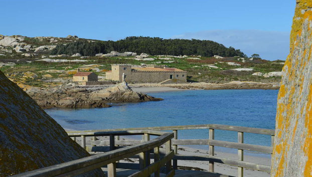 Excursión a la isla de Sálvora - Foto 4, Disfrutando de los paisajes de la isla
