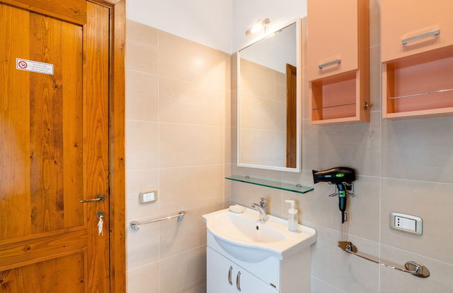 Holiday House in Filottrano on the Beach by the sea - Photo 16