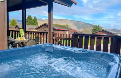 Heather Lodge with Hot Tub - Foto 2