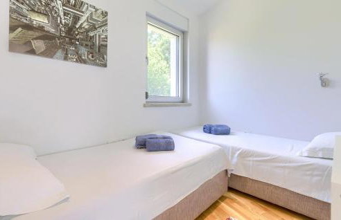 3 Bedroom Awesome Home In Umag - Foto 33