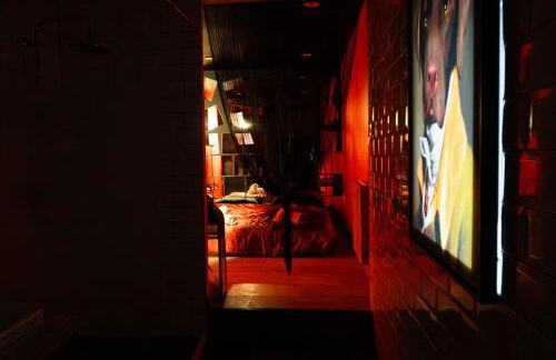 Perle d'eau-Love Room-Jacuzzi-Sauna-Proche Montbéliard et Belfort - Foto 24