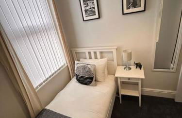 Hambledon- 2bed Downstairs Flat Blyth - Foto 8