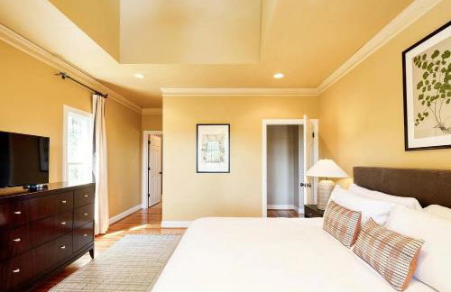 Hot Tub, Deck w/ Breathtaking Mountain Views - Foto 19