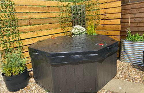 Cosy Shepherds Hut, heating, Hot Tub, WiFi and magnificent view - Foto 63