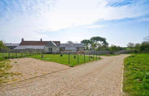 The Poppies - Photo 27