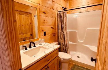 Bourbon Retreat With Hot Tub-9 - Foto 24