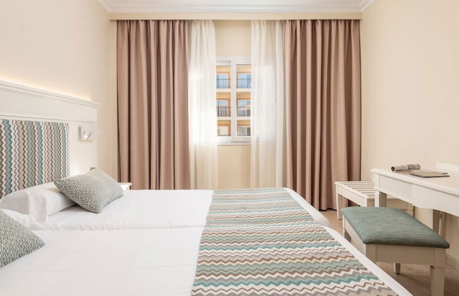 Aparthotel Can Picafort Palace - Photo 8