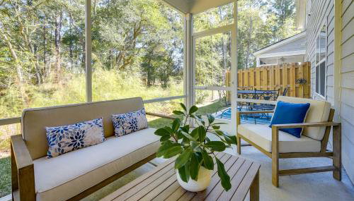 Townhome with Pool! 7 Mi to Ocean Isle Beach - Foto 2