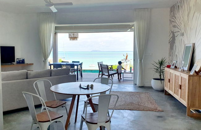 Luxury beachfront villa with private pool and cozy Pavillon with private jacuzzi on rooftop terrace - Photo 23