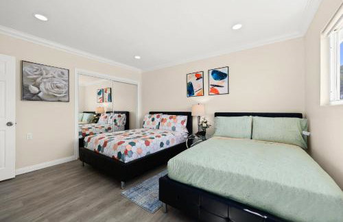Sunny & Cheerful Near I-10 ~ Queen Beds ~ Parking - Foto 29