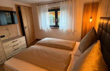 Alpinum Chalet mit privater Außensauna - Foto 12