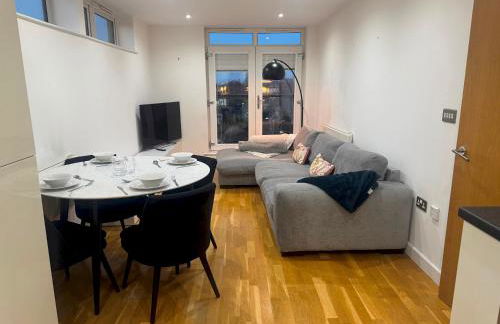 Ideally located Didsbury Chorlton gated parking - Pass the Keys - Foto 14