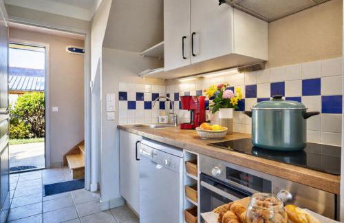 LocaLise - Maison E4 au Guilvinec - A 20m de la mer avec jardin et piscine - Tout à pied, plages, port, centre, commerces, marché - Wifi inclus - Linge de lit inclus - Animaux bienvenus - Foto 55