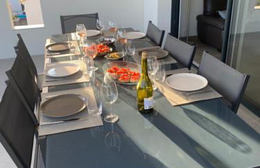 À mont nos hôtes - Foto 36