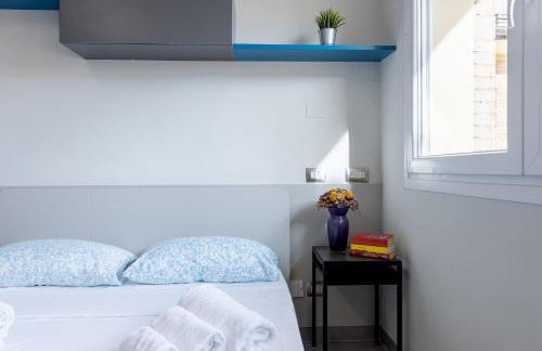 GuestHost -Seaside Studio with Swimming Pool and Parking - Foto 12