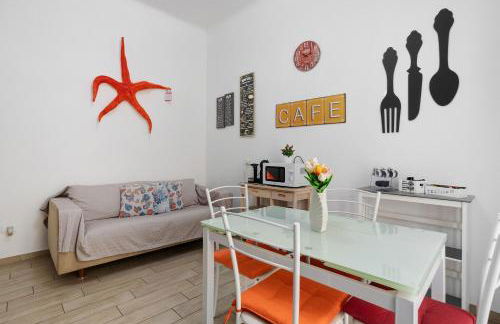 La First Ludy - Photo 2