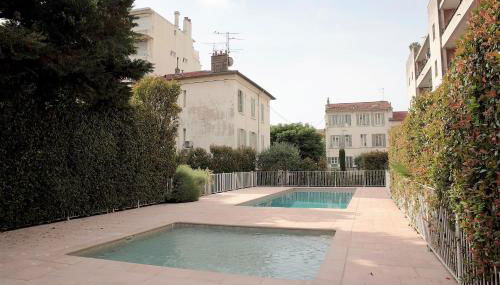 T2 proche de la gare, à 10 minutes à pieds de la Croisette, piscine & parking dans résidence de haut standing - Foto 4