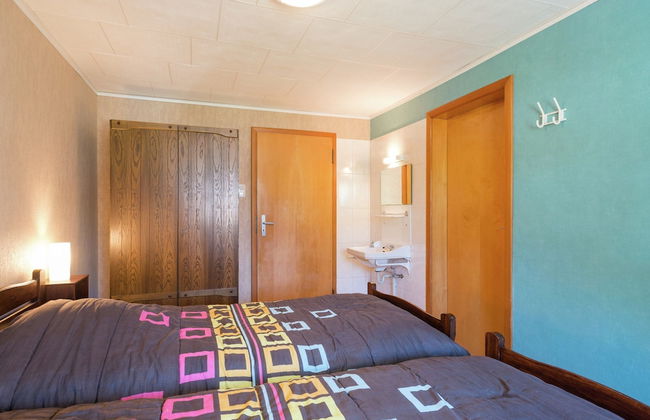 Spacious Holiday Home With Large Garden - Foto 6