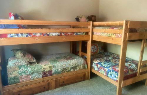 Read Haven 3 Bedroom, 1.5 Bath - Photo 12