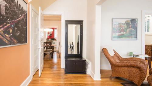 Peaceful Oasis, Walking Distance to Mpls Lakes - Foto 1