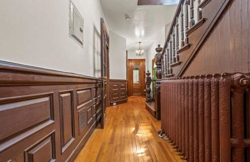 Massive NYC House with Pool Table - Foto 20