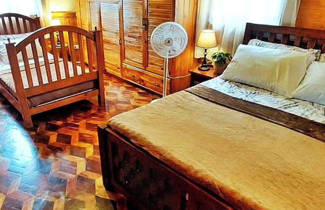 Vacation House Camp 7 Baguio Transient 6BR - Foto 3