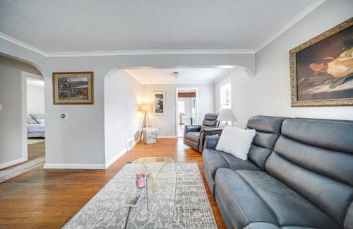 Walk to Lake Erie and Beach Access Home with Deck! - Foto 5