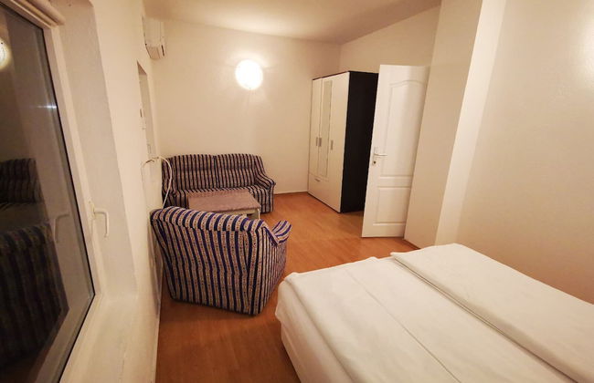 Private Riverside Villa Silvia - Foto 5