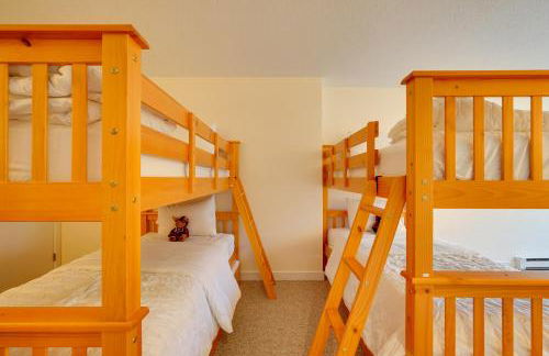 Sunny Stratton Townhome about 1 Mi to Skiing! - Foto 20