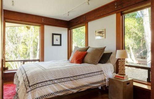 Peaceful Treehouse with Ocean View - Foto 35