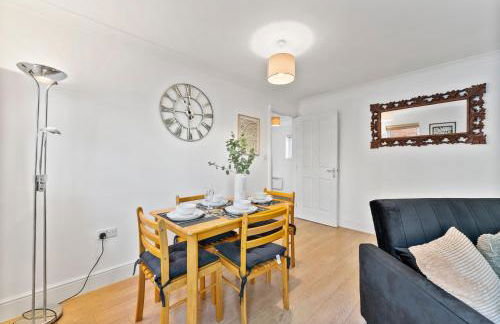 Winter Sale! Modern 2 Bed Flat in Warwick -Parking - Foto 5