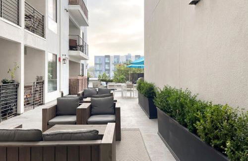 North Hollywood 1BR w Gym Pool Roof nr Metro LAX-853 - Foto 20