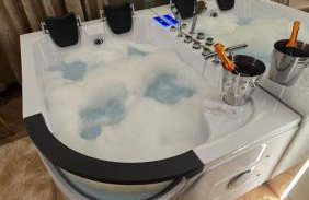Delux Apartament z jacuzzi - Foto 4