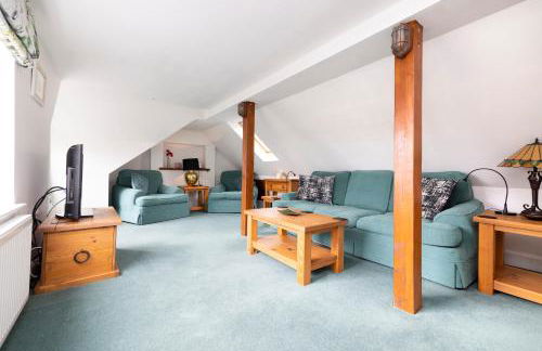 The Nest - Cosy Holiday Cottage - Photo 2