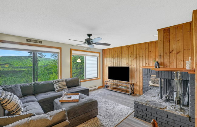 Valley Escape - Photo 9