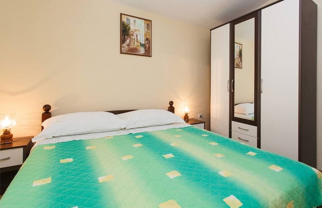 Zeljko - With Garden - SA2 - Foto 4