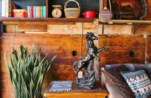 Peaceful 1BR Suite, Yurt and Barn in Cypress Park - Foto 18