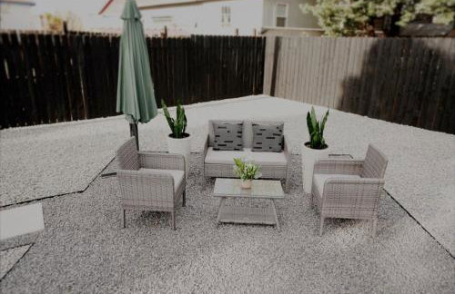 The White House, A Unique ABQ Stay in Central Location near Uptown - Foto 63