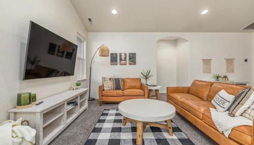 Modern Luxurious 4-bedroom Centrally located home - Foto 5