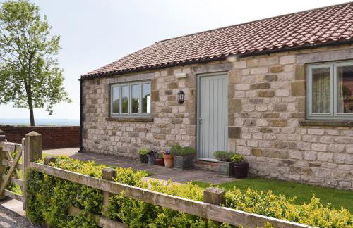 The Wests - Photo 12