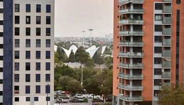 Amplio y Lujoso con vistas - Foto 4