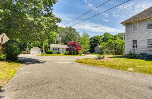 Wakefield Escape Walk to Downtown and Near Beaches! - Foto 24