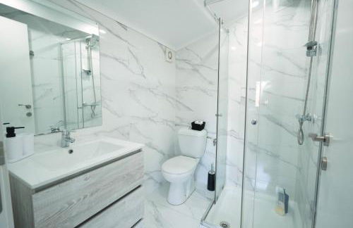 La Casita del Escorial -Nueva reforma Tranquilidad y jardín privado - Foto 13