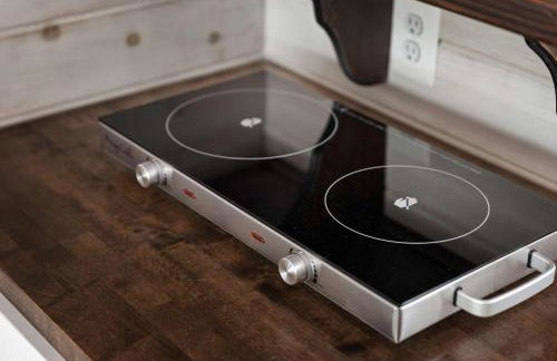 Tiny Cabin w Fire Pit Game Room and Dog Friendly - Foto 31