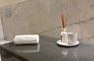 Duomo Luxury Apartment - Photo 32