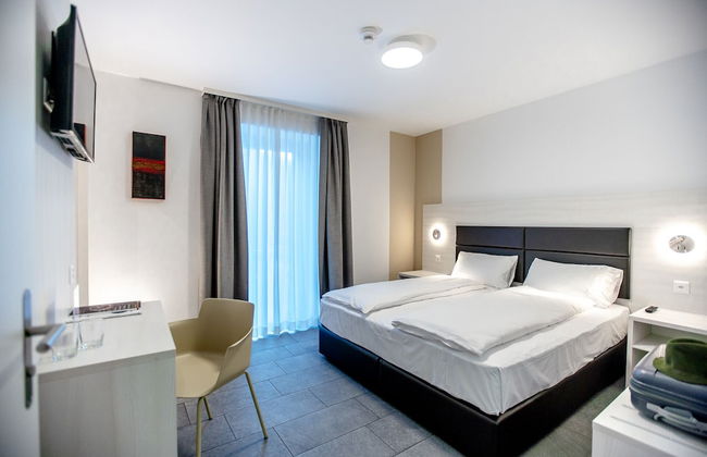 Miralago Locarno Easy Rooms - Foto 17