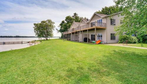 519 Massive 3 bedroom on the Lake - Foto 2