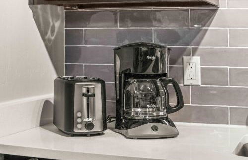 Bright 2BR SLC Apt Hot Tub Parking - Foto 24