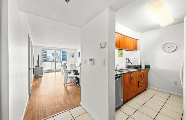 Chic Brickell Condos – Prime Location - Foto 48