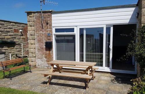 107 Brambles Chine, Holiday Coastal Chalet - Photo 14